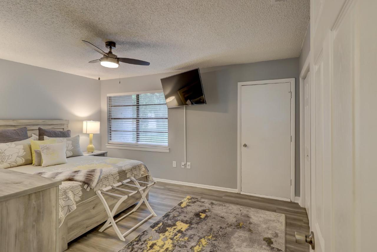 #111 Elaborate Condo Ideal Location 2Brm/2 Parking Hilton Head Island Exterior photo