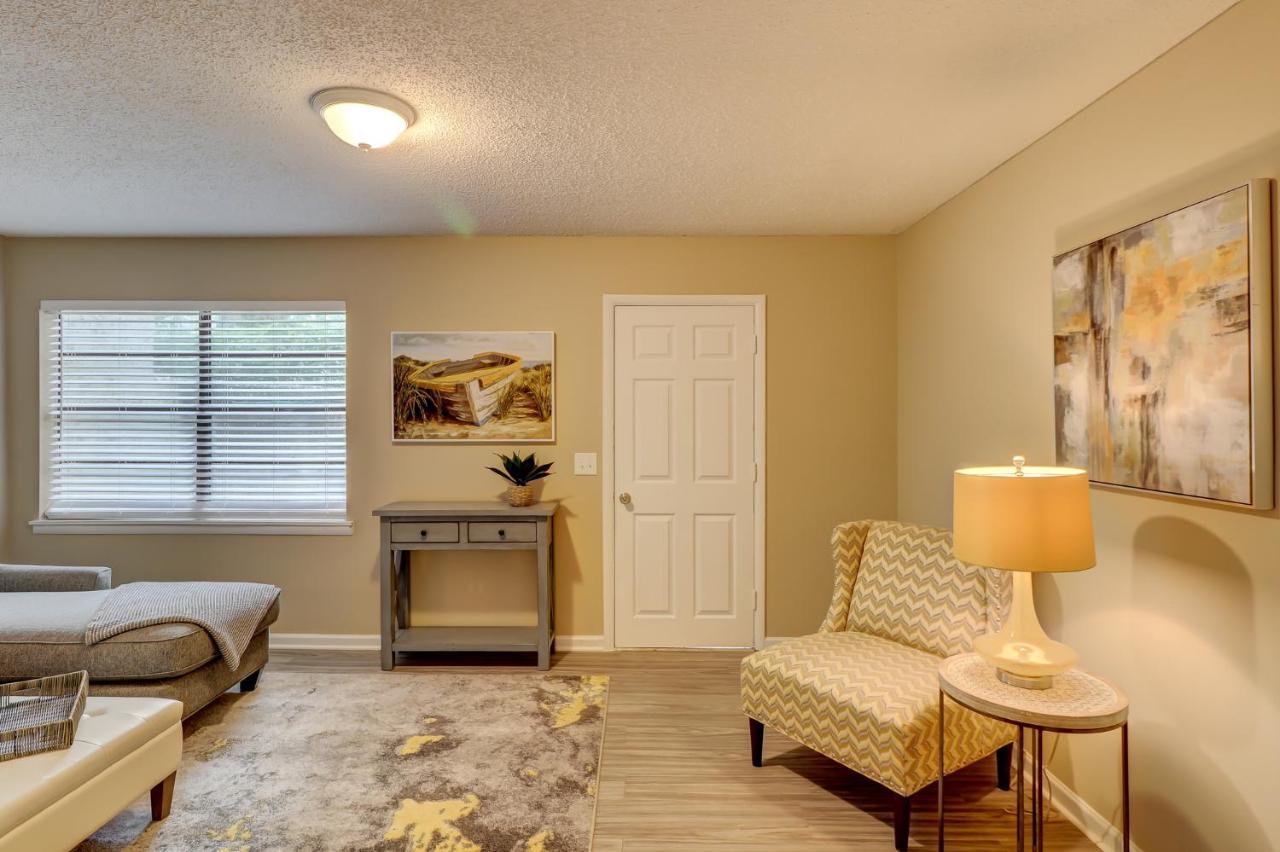 #111 Elaborate Condo Ideal Location 2Brm/2 Parking Hilton Head Island Exterior photo