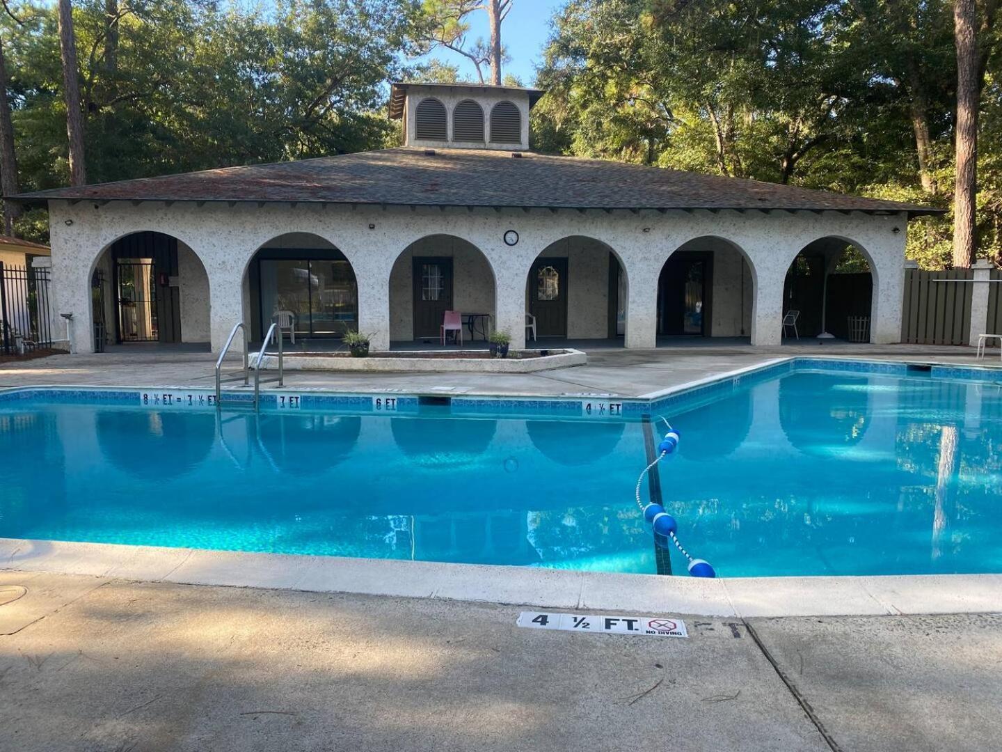#111 Elaborate Condo Ideal Location 2Brm/2 Parking Hilton Head Island Exterior photo